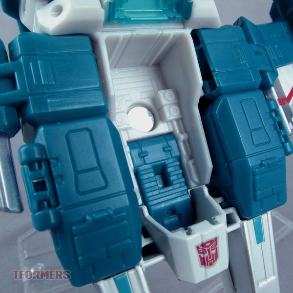 Deluxe Topspin Freezeout   TFormers Titans Return Wave 4 Gallery 137 (137 of 159)